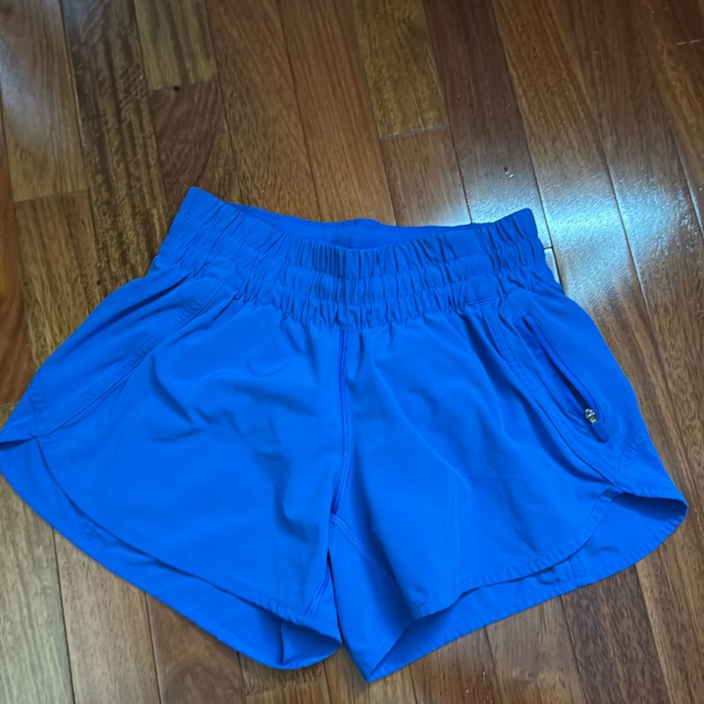 LULULEMON Track That LR 4” shorts